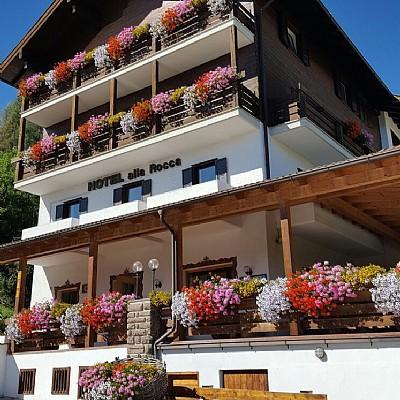 Hotel Alla Rocca Varena Exterior photo
